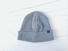 Lade das Bild in den Galerie-Viewer, Beanie - Strickstoff