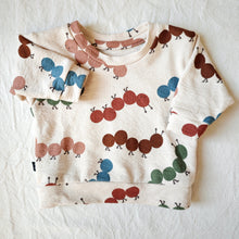 Lade das Bild in den Galerie-Viewer, Sweater - Raupe Nimmersatt
